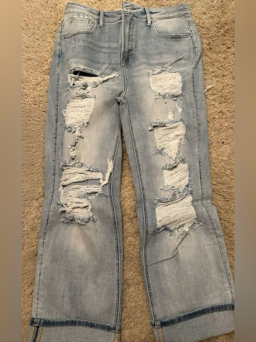 RISEN DISTRESSED CUFFED DENIM